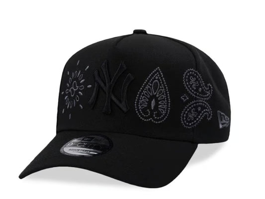 New York Yankees Black Paisley Edition