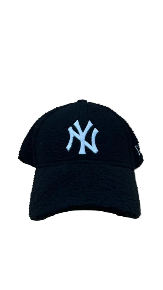 Yankees borrego black
