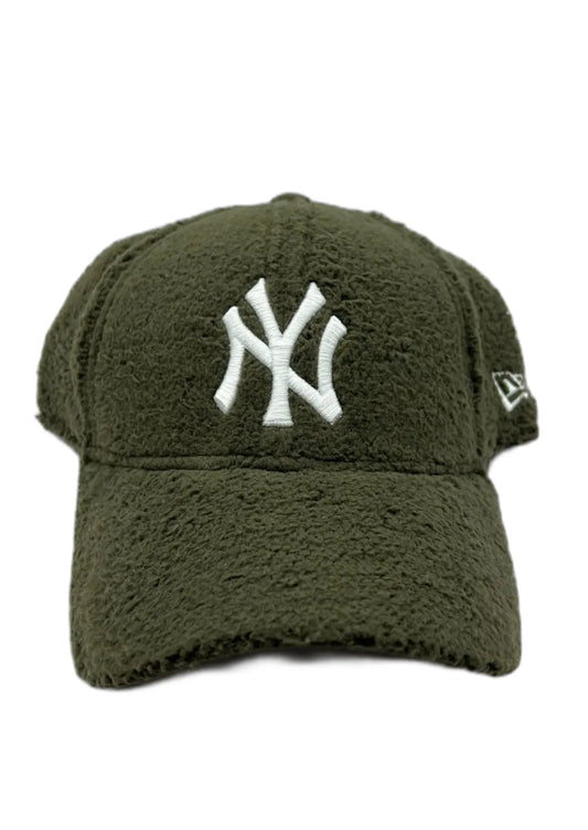 Yankees Borg Olive